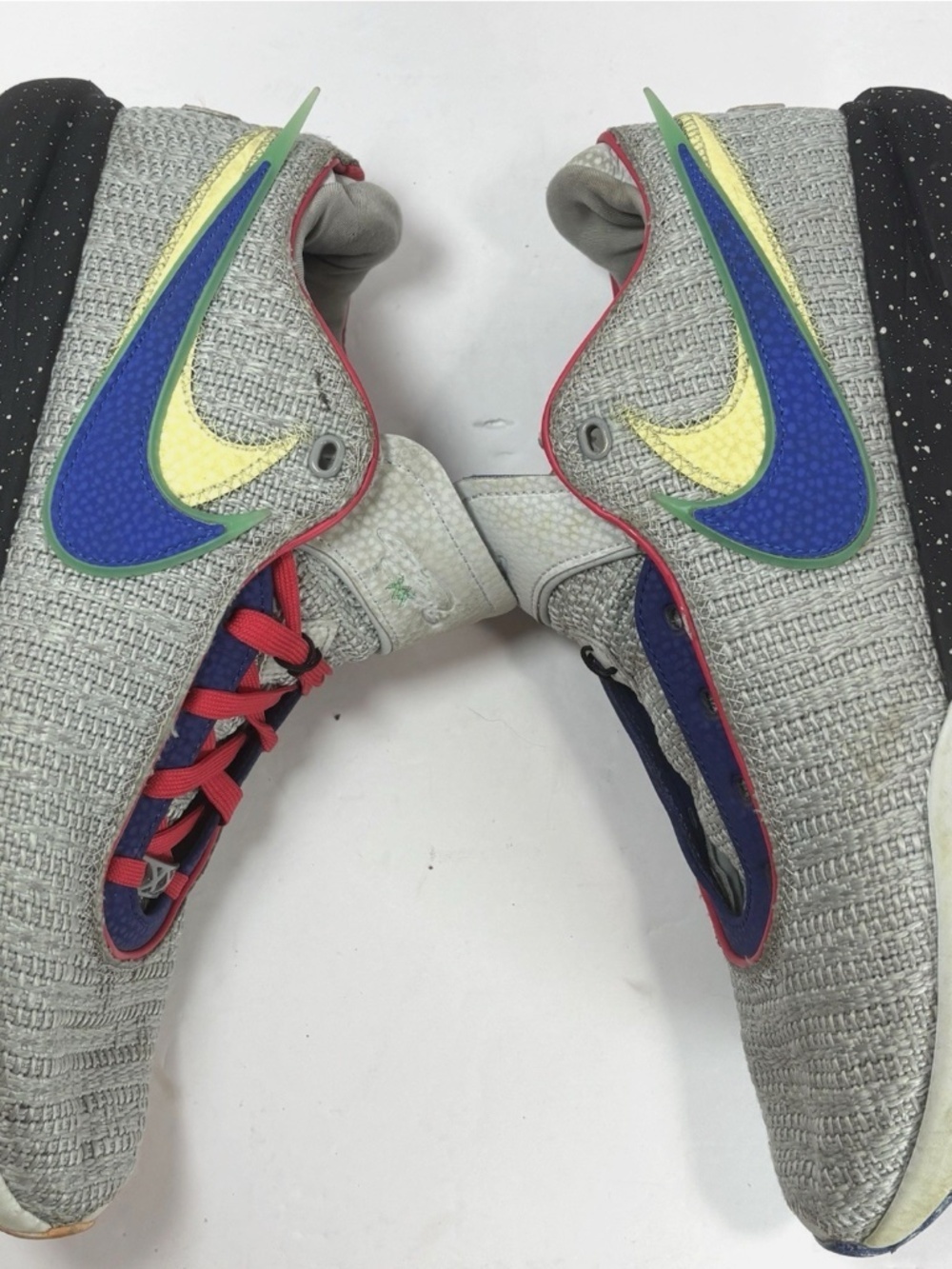 Nike Men's Size 11 Basketball, LeBron XX/ 20 James Pink Diamond Collection EUC - Picture 5 of 10